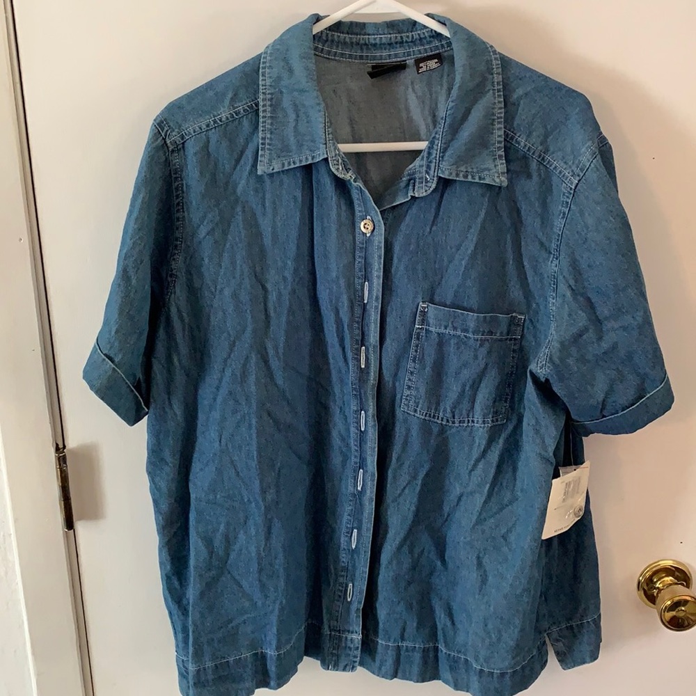 Erika short sleeve button down shirt with metal buttons Size 1X